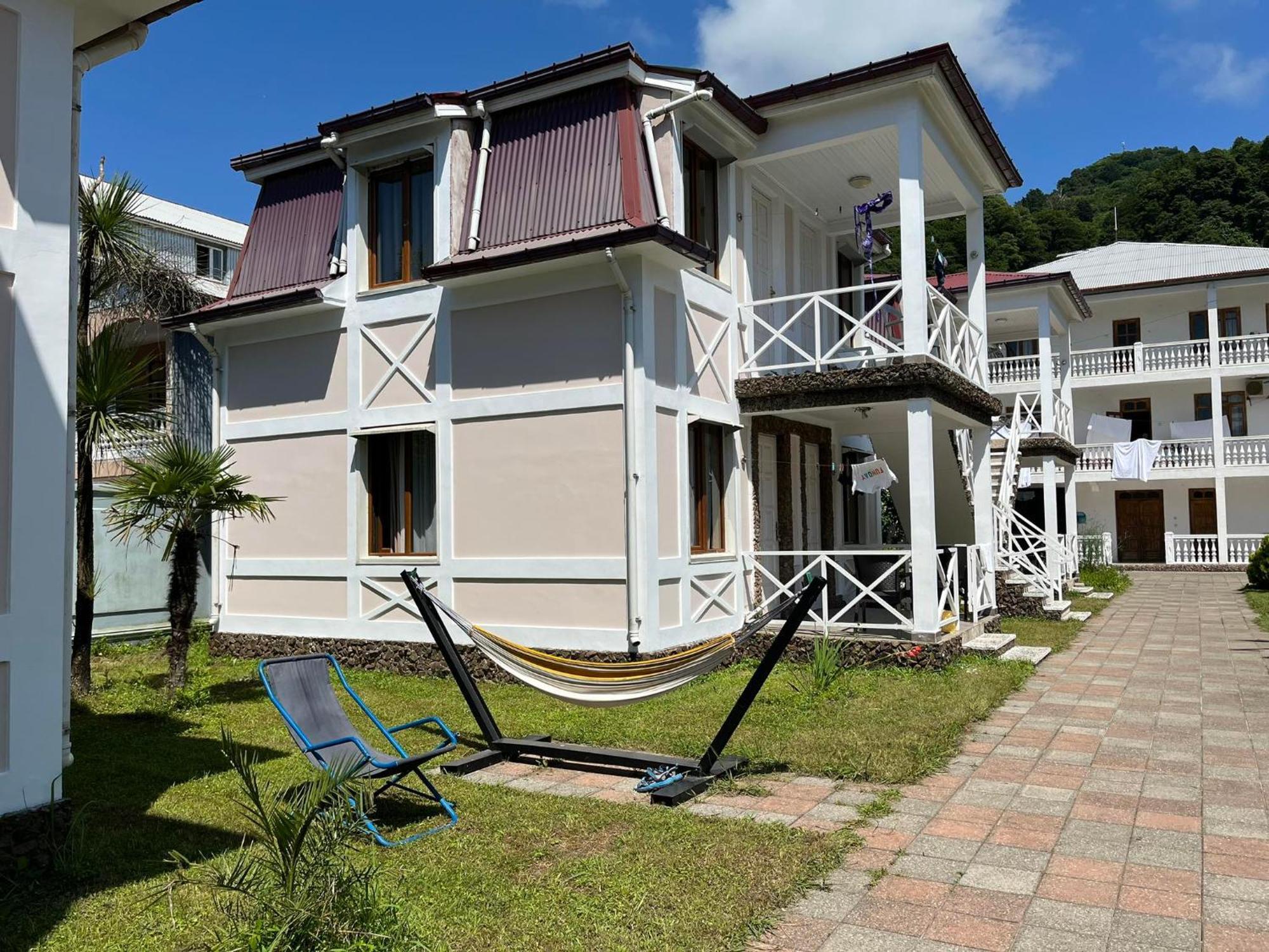 Guest House Nia Гоніо Екстер'єр фото